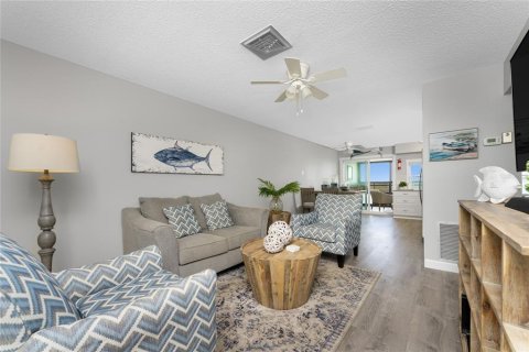 Condominio en alquiler en Englewood, Florida, 2 dormitorios, 80.27 m2 № 1554697 - foto 5
