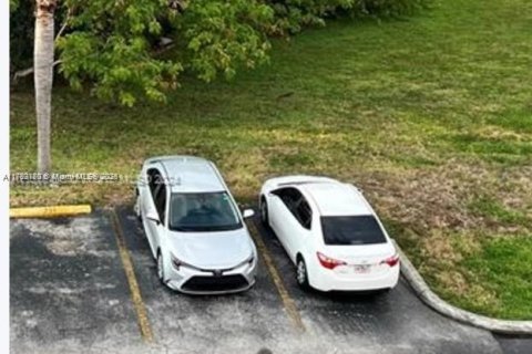 Copropriété à vendre à Miami, Floride: 3 chambres, 108.51 m2 № 2013503 - photo 22