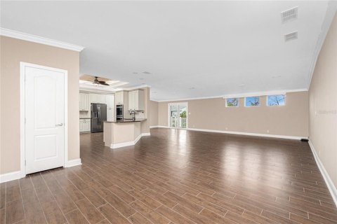 House in Englewood, Florida 4 bedrooms, 244.89 sq.m. № 1824830 - photo 4