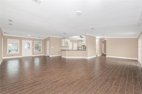 House in Englewood, Florida 4 bedrooms, 244.89 sq.m. № 1824830 - photo 6