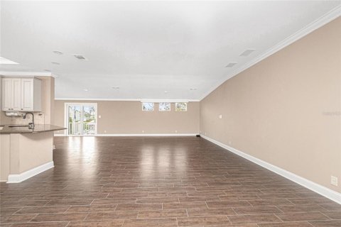 House in Englewood, Florida 4 bedrooms, 244.89 sq.m. № 1824830 - photo 5