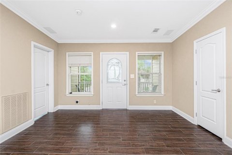 House in Englewood, Florida 4 bedrooms, 244.89 sq.m. № 1824830 - photo 3