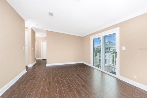 House in Englewood, Florida 4 bedrooms, 244.89 sq.m. № 1824830 - photo 8