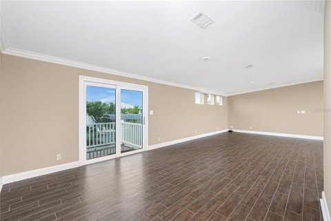 House in Englewood, Florida 4 bedrooms, 244.89 sq.m. № 1824830 - photo 15