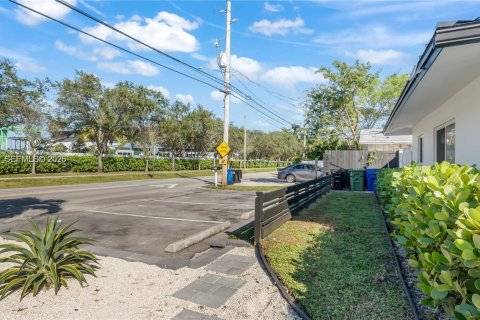 Купить виллу или дом в Форт-Лодердейл, Флорида 4 спальни, 165.83м2, № 2026974 - фото 27