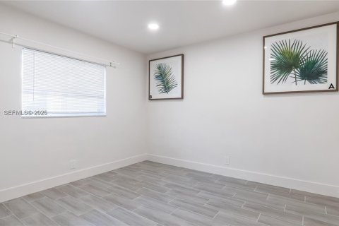 Купить виллу или дом в Форт-Лодердейл, Флорида 4 спальни, 165.83м2, № 2026974 - фото 20