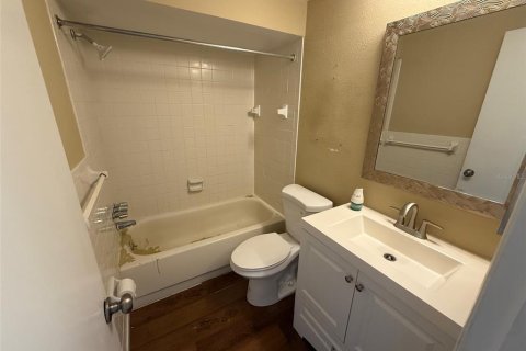 Copropriété à vendre à New Port Richey, Floride: 2 chambres, 77.2 m2 № 1902546 - photo 9