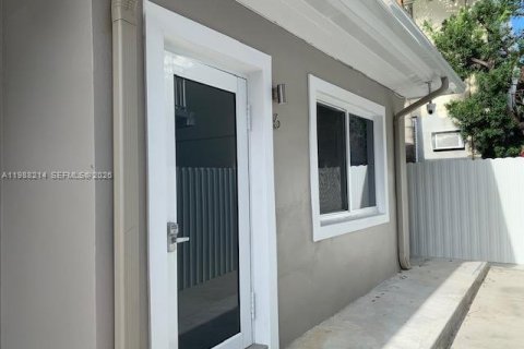 Condominio en alquiler en Miami Beach, Florida, 1 dormitorio, 58.71 m2 № 2051354 - foto 3