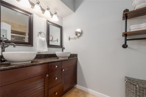 Villa ou maison à vendre à Sarasota, Floride: 3 chambres, 165.92 m2 № 1576399 - photo 18