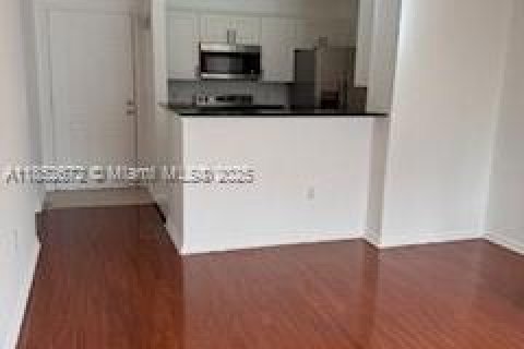 Condominio en alquiler en West Palm Beach, Florida, 1 dormitorio, 70.23 m2 № 1880079 - foto 6