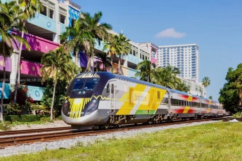 Condominio en alquiler en West Palm Beach, Florida, 1 dormitorio, 70.23 m2 № 1880079 - foto 24