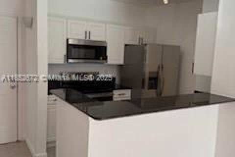 Condominio en alquiler en West Palm Beach, Florida, 1 dormitorio, 70.23 m2 № 1880079 - foto 7