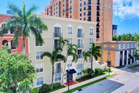 Condominio en alquiler en West Palm Beach, Florida, 1 dormitorio, 70.23 m2 № 1880079 - foto 12