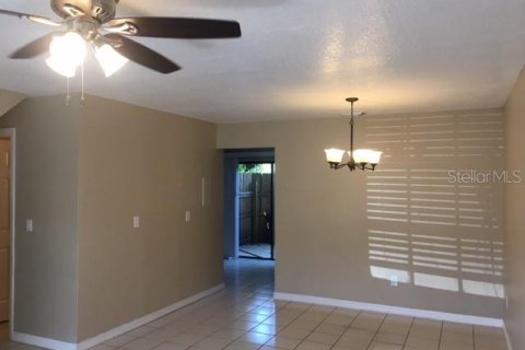 Condo in Winter Park, Florida, 2 bedrooms  № 1827986 - photo 5