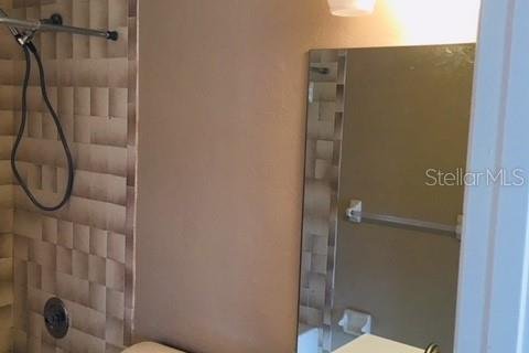 Condo in Winter Park, Florida, 2 bedrooms  № 1827986 - photo 16