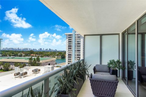 Condominio en venta en Miami Beach, Florida, 3 dormitorios, 160.26 m2 № 2185823 - foto 21