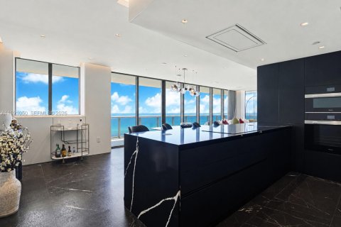 Condominio en venta en Miami Beach, Florida, 3 dormitorios, 160.26 m2 № 2185823 - foto 7