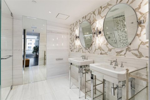 Condominio en venta en Miami Beach, Florida, 3 dormitorios, 160.26 m2 № 2185823 - foto 14
