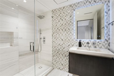 Condominio en venta en Miami Beach, Florida, 3 dormitorios, 160.26 m2 № 2185823 - foto 19