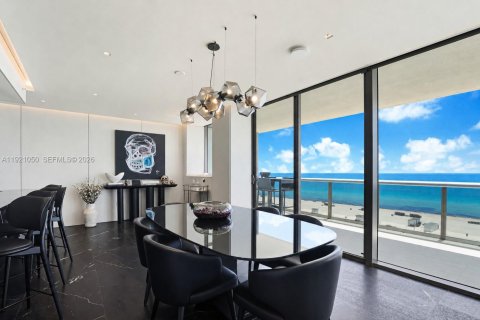 Condominio en venta en Miami Beach, Florida, 3 dormitorios, 160.26 m2 № 2185823 - foto 2