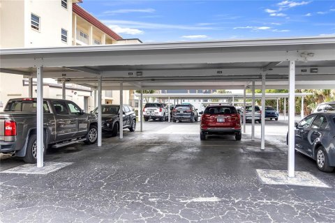Copropriété à vendre à Siesta Key, Floride: 2 chambres, 69.96 m2 № 2228440 - photo 30