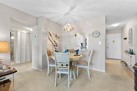 Copropriété à vendre à Siesta Key, Floride: 2 chambres, 69.96 m2 № 2228440 - photo 13
