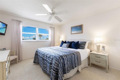 Copropriété à vendre à Siesta Key, Floride: 2 chambres, 69.96 m2 № 2228440 - photo 16