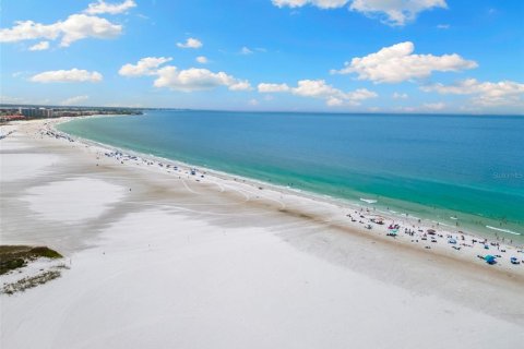 Copropriété à vendre à Siesta Key, Floride: 2 chambres, 69.96 m2 № 2228440 - photo 27