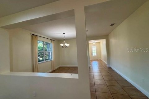 House in Orlando, Florida 3 bedrooms, 207.26 sq.m. № 2221177 - photo 9