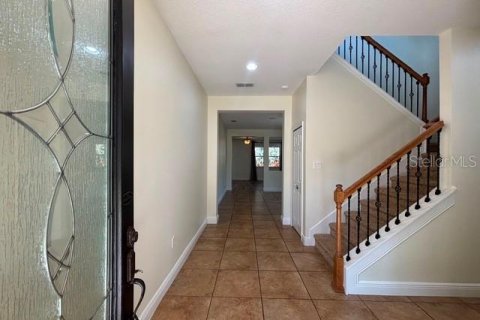 House in Orlando, Florida 3 bedrooms, 207.26 sq.m. № 2221177 - photo 3