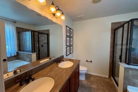 House in Orlando, Florida 3 bedrooms, 207.26 sq.m. № 2221177 - photo 24
