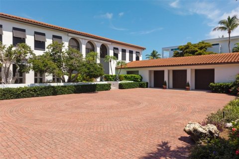 House in Sarasota, Florida 6 bedrooms, 851.17 sq.m. № 2232541 - photo 8