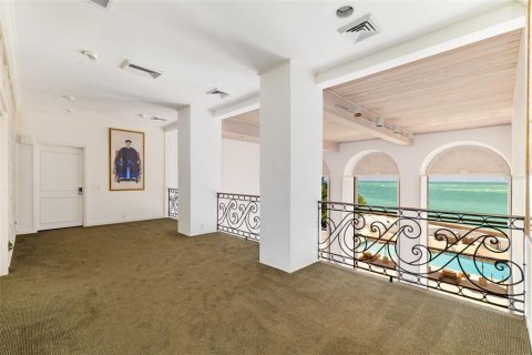 House in Sarasota, Florida 6 bedrooms, 851.17 sq.m. № 2232541 - photo 24
