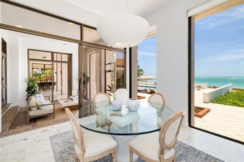 House in Sarasota, Florida 6 bedrooms, 851.17 sq.m. № 2232541 - photo 30