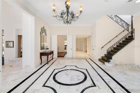 House in Sarasota, Florida 6 bedrooms, 851.17 sq.m. № 2232541 - photo 20
