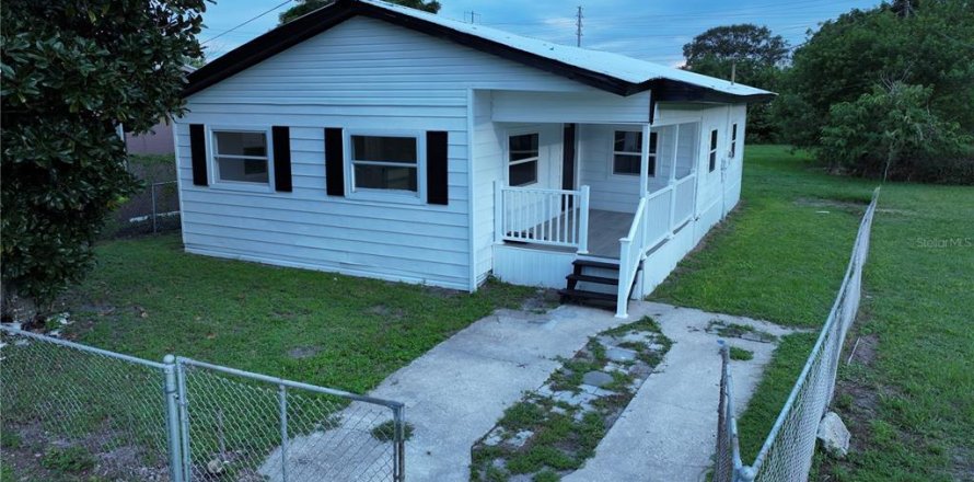 Villa ou maison à Avon Park, Floride 3 chambres, 98.1 m2 № 1912617