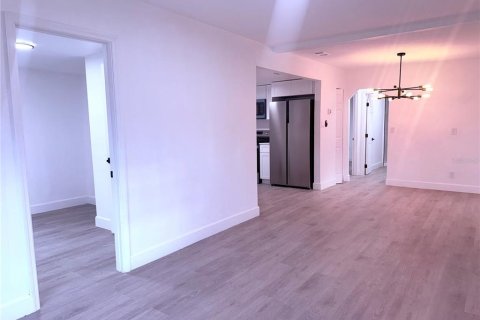 Casa en venta en Avon Park, Florida, 3 dormitorios, 98.1 m2 № 1912617 - foto 14