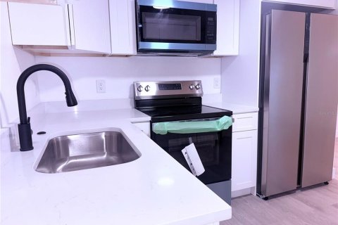 Casa en venta en Avon Park, Florida, 3 dormitorios, 98.1 m2 № 1912617 - foto 7
