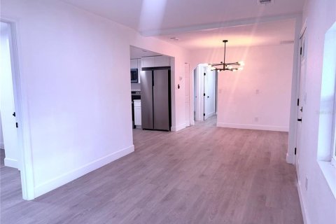Casa en venta en Avon Park, Florida, 3 dormitorios, 98.1 m2 № 1912617 - foto 13