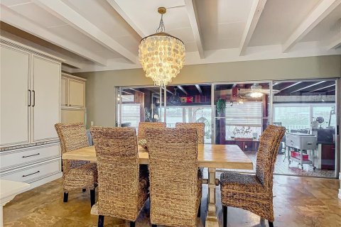 Купить виллу или дом в Нью-Смирна-Бич, Флорида 8 комнат, 285.67м2, № 1520640 - фото 12