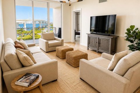 Condo in Clearwater, Florida, 3 bedrooms  № 2371814 - photo 5