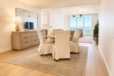 Condo in Clearwater, Florida, 3 bedrooms  № 2371814 - photo 7
