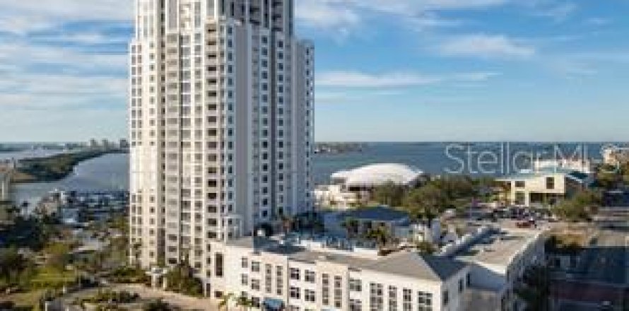 Condo in Clearwater, Florida, 3 bedrooms  № 2371814