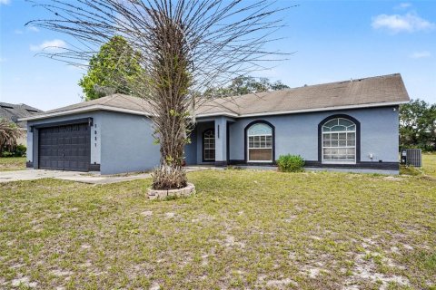 Villa ou maison à Kissimmee, Floride 4 chambres, 151.62 m2 № 2142726