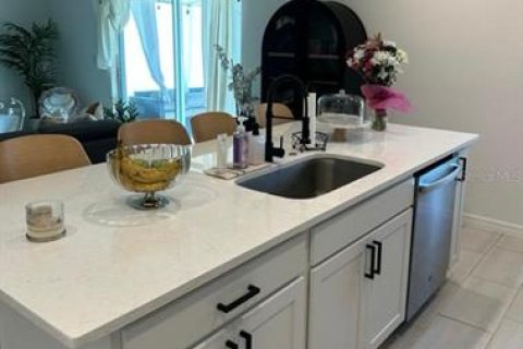 Casa en alquiler en Davenport, Florida, 4 dormitorios, 226.68 m2 № 1815954 - foto 18