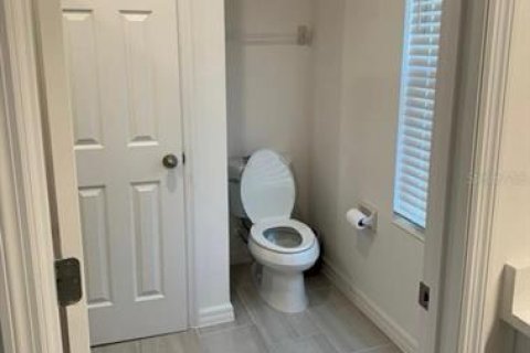 Casa en alquiler en Davenport, Florida, 4 dormitorios, 226.68 m2 № 1815954 - foto 8