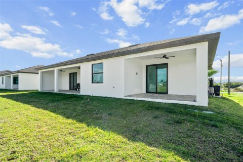 Villa ou maison à vendre à Cape Coral, Floride: 3 chambres, 175.86 m2 № 2420482 - photo 24