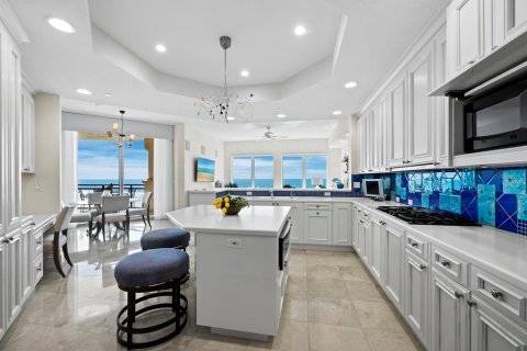 Condo in Longboat Key, Florida, 3 bedrooms  № 1574369 - photo 11