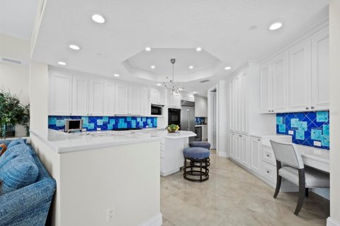 Condo in Longboat Key, Florida, 3 bedrooms  № 1574369 - photo 10