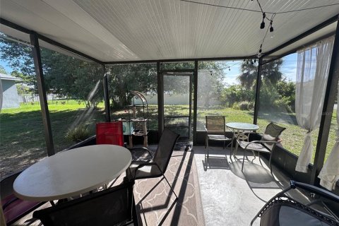 Villa ou maison à vendre à Port Charlotte, Floride: 2 chambres, 83.05 m2 № 2214393 - photo 10